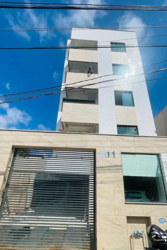 Cobertura, Coqueiros, 3 Quartos, 2 Vagas, 1 Suíte