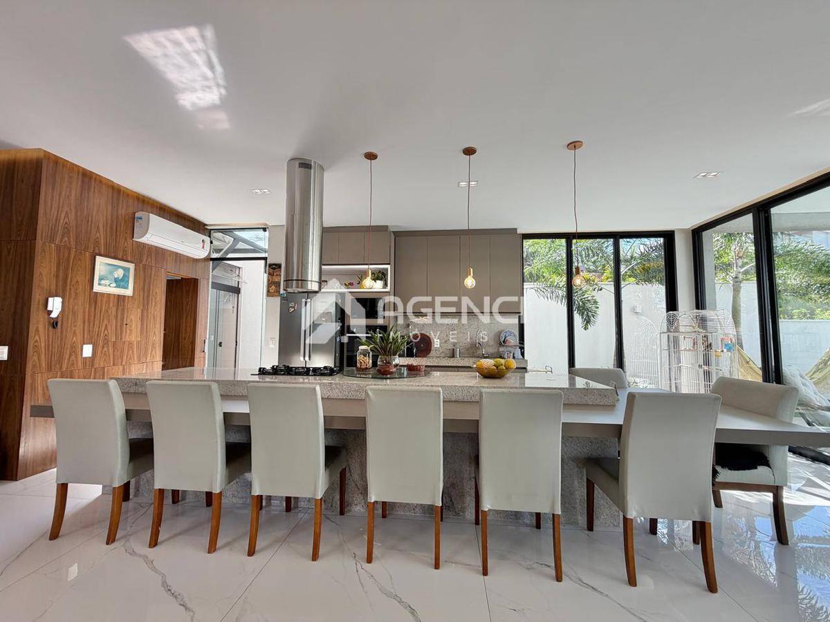 Casa, Portal do Sol, 4 Quartos, 0 Vaga, 4 Suítes