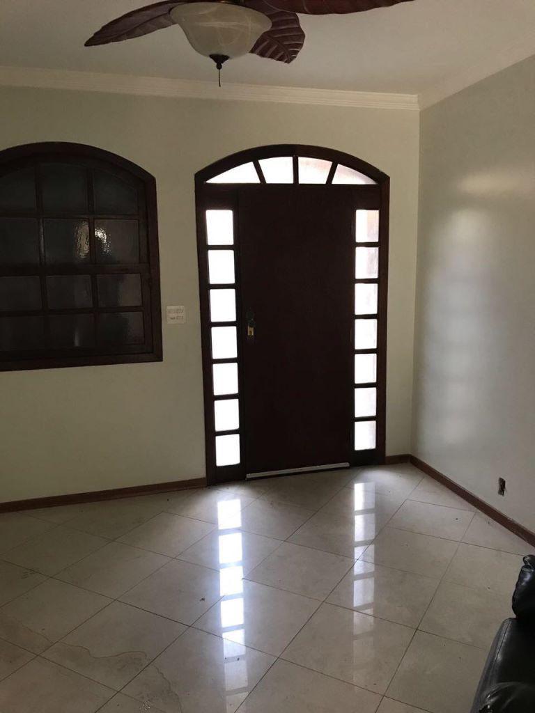 Casa, Santa Mônica, 5 Quartos, 3 Vagas, 2 Suítes