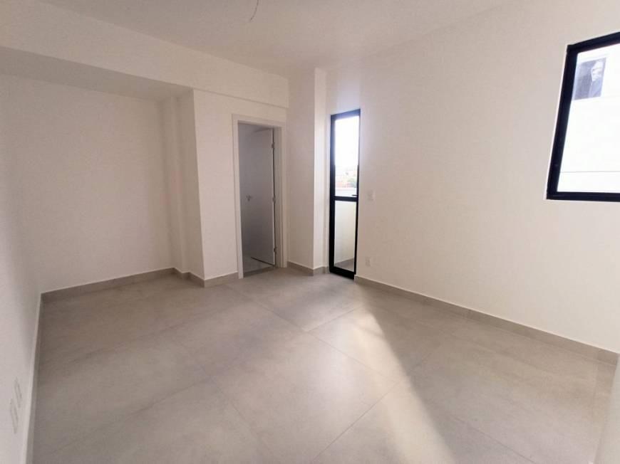 Cobertura, Planalto, 3 Quartos, 2 Vagas, 2 Suítes