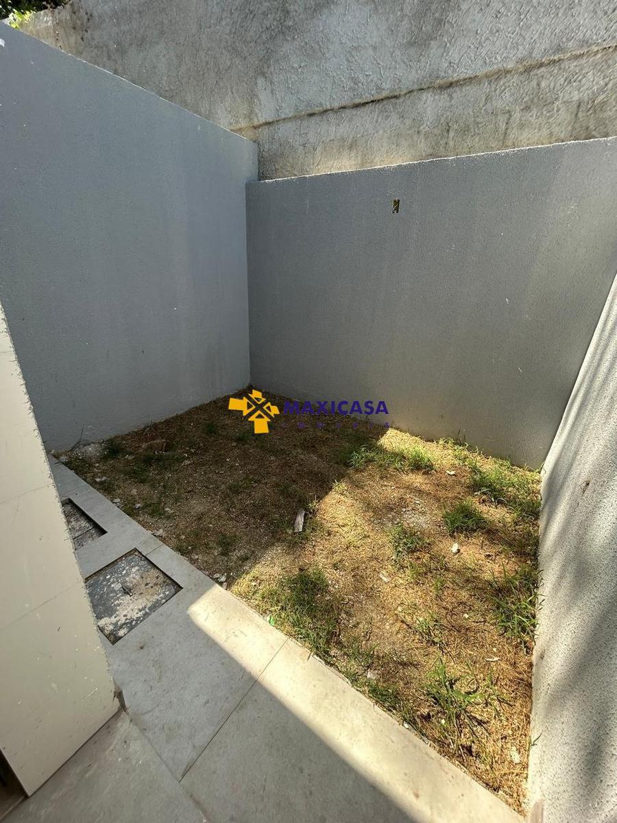 Casa, Planalto, 2 Quartos, 1 Vaga, 1 Suíte