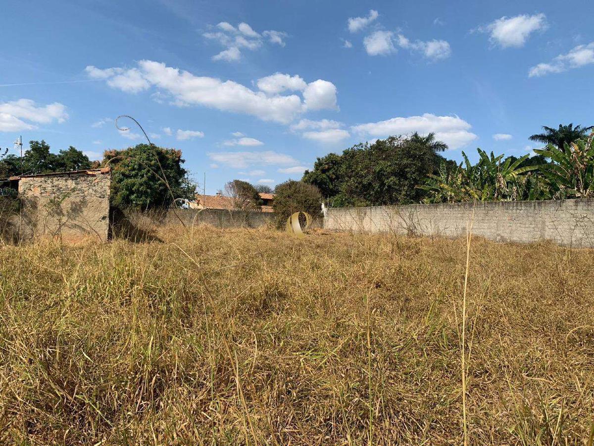 Lote, Centro, 0 Quarto, 0 Vaga