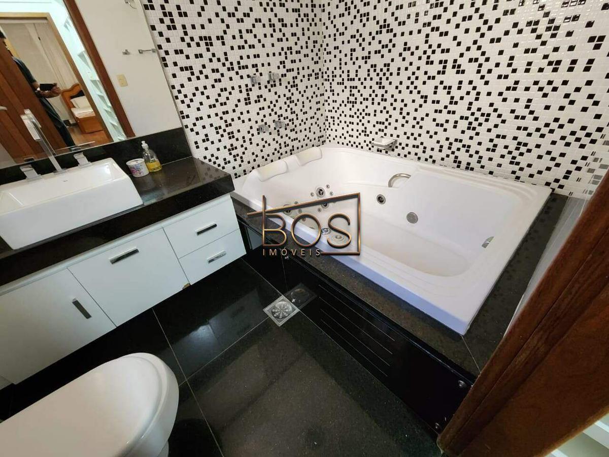 Casa, Santa Lúcia, 5 Quartos, 5 Vagas, 2 Suítes