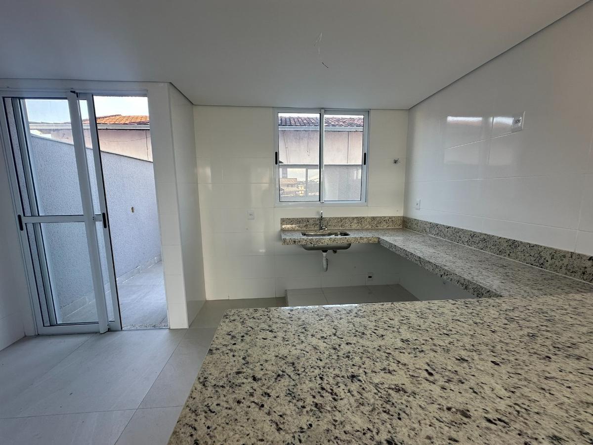 Apartamento, Ipiranga, 2 Quartos, 2 Vagas, 1 Suíte