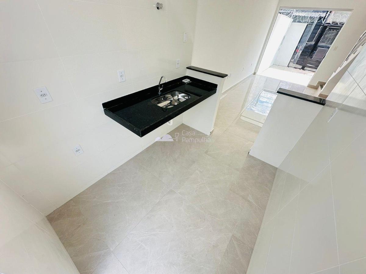 Casa, Piratininga (venda Nova), 2 Quartos, 1 Vaga, 2 Suítes