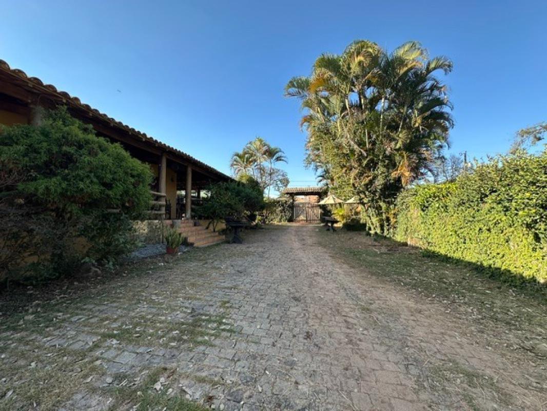 Casa Comercial, Quintas Coloniais, 0 Quarto, 0 Vaga