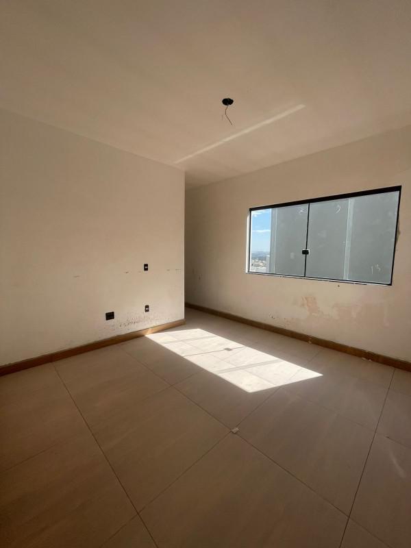 Casa, Masterville, 3 Quartos, 4 Vagas, 1 Suíte