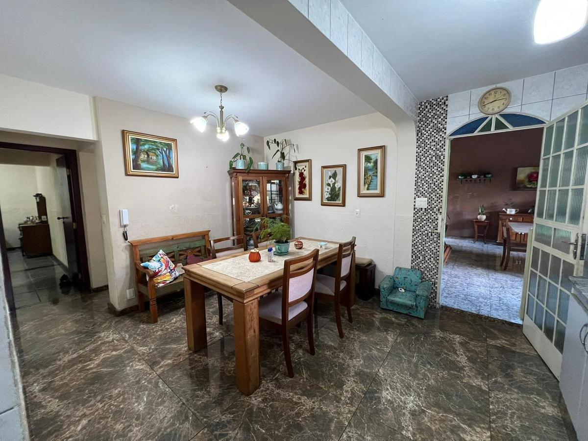 Casa, São Geraldo, 6 Quartos, 2 Vagas, 2 Suítes