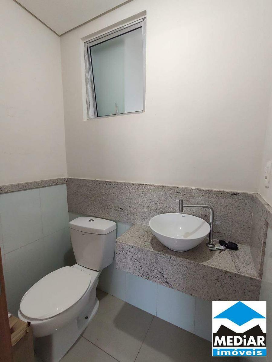 Apartamento, Floresta, 2 Quartos, 2 Vagas, 1 Suíte