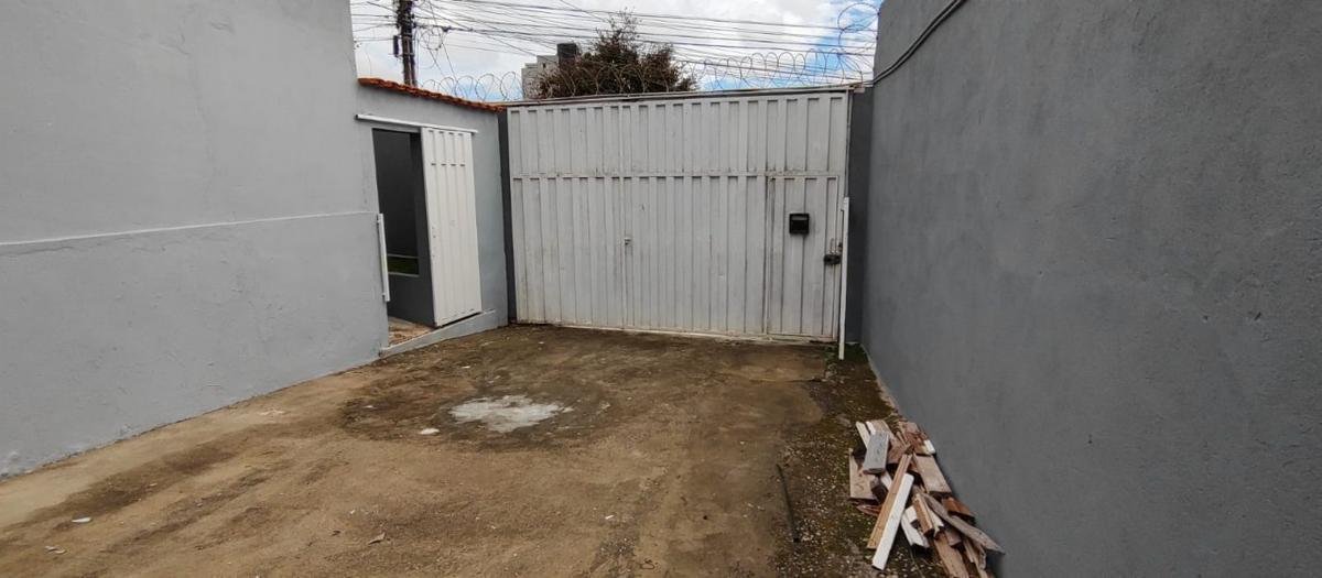 Casa, Palmeiras, 6 Quartos, 5 Vagas, 1 Suíte