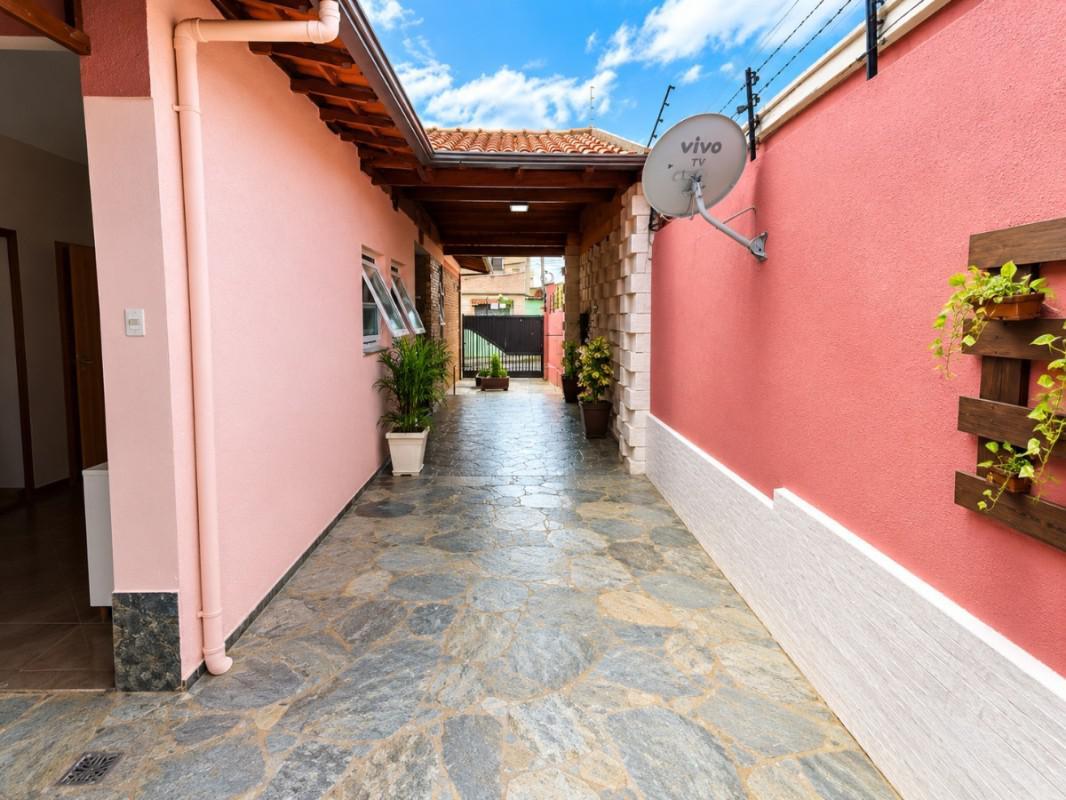 Casa, Jaraguá, 5 Quartos, 4 Vagas, 1 Suíte