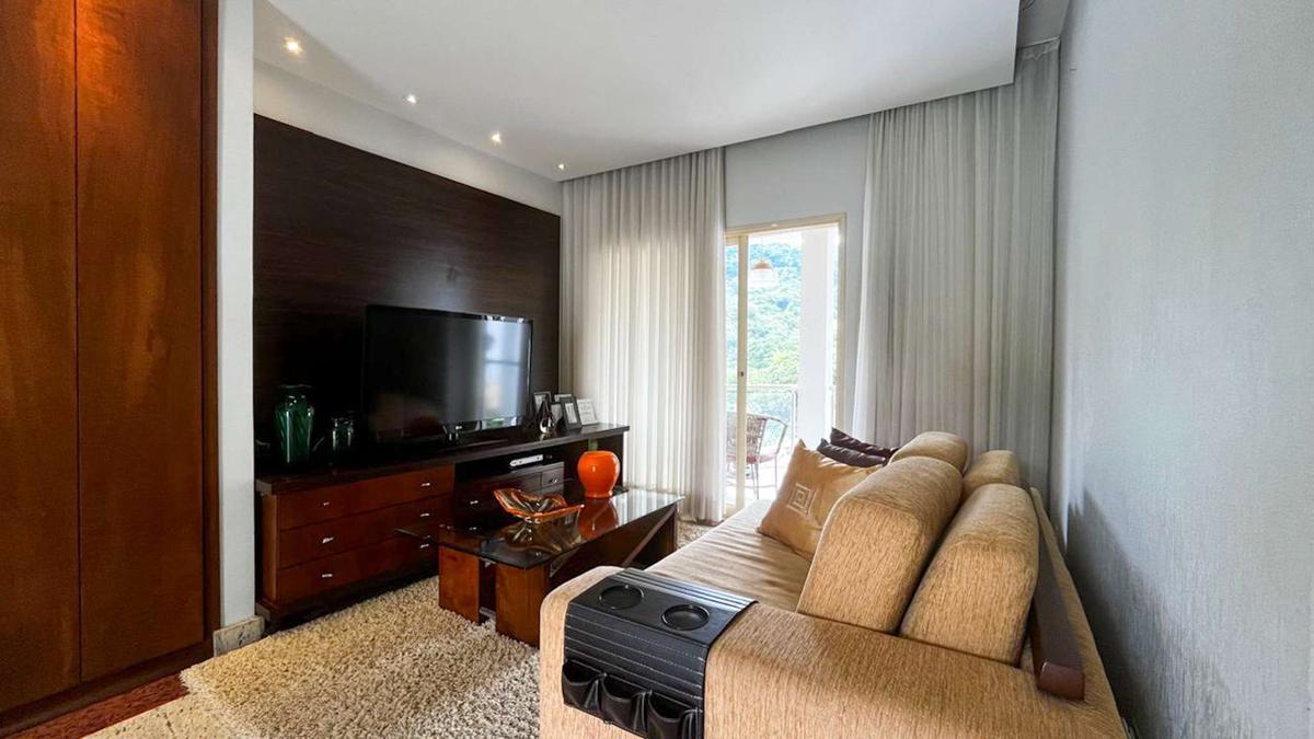 Casa, Paquetá, 4 Quartos, 5 Vagas, 2 Suítes