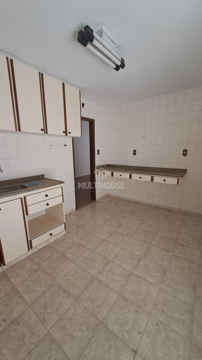 Casa, Itapoã, 2 Quartos, 6 Vagas, 1 Suíte