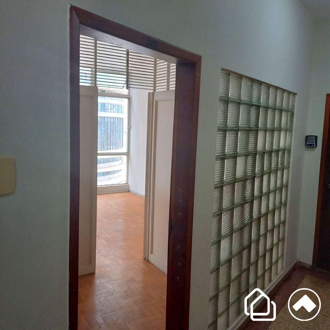 Sala, Centro