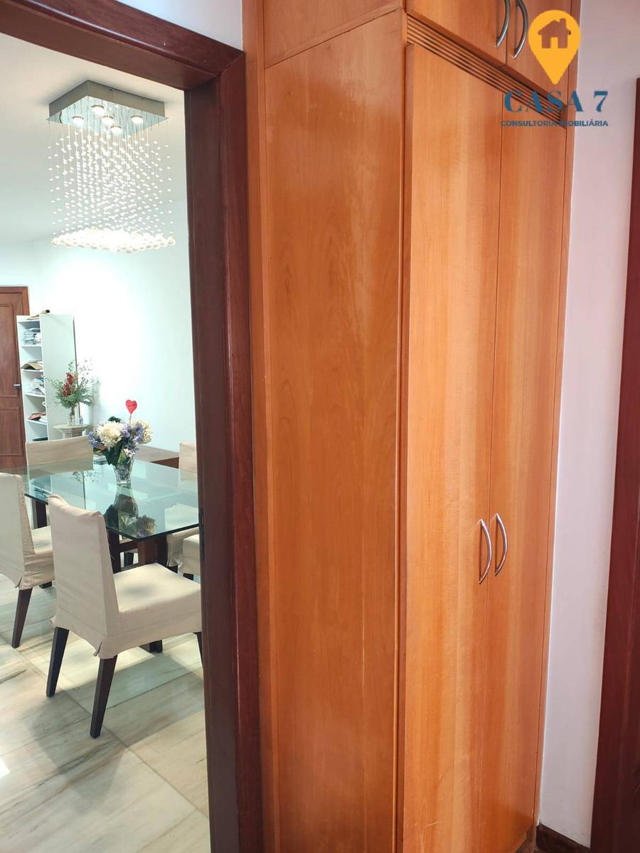 Apartamento, Coração de Jesus, 4 Quartos, 2 Vagas, 1 Suíte