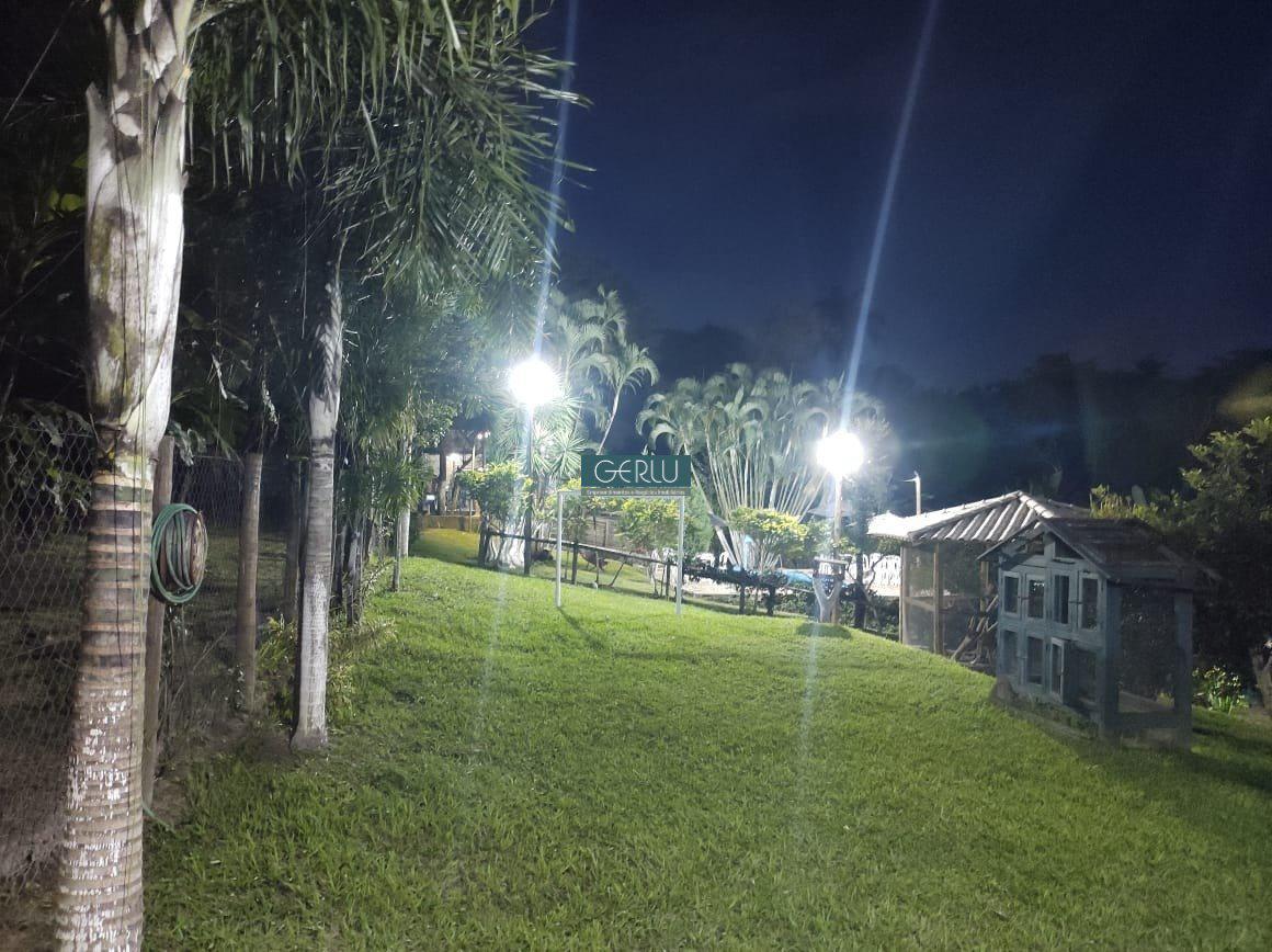 Rural, Bandeirinhas, 5 Quartos, 10 Vagas, 1 Suíte