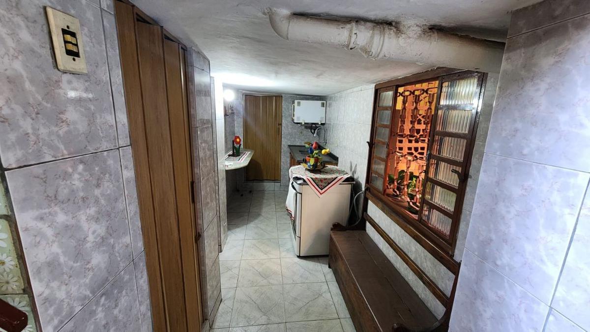 Casa, Horto, 8 Quartos, 3 Vagas, 3 Suítes