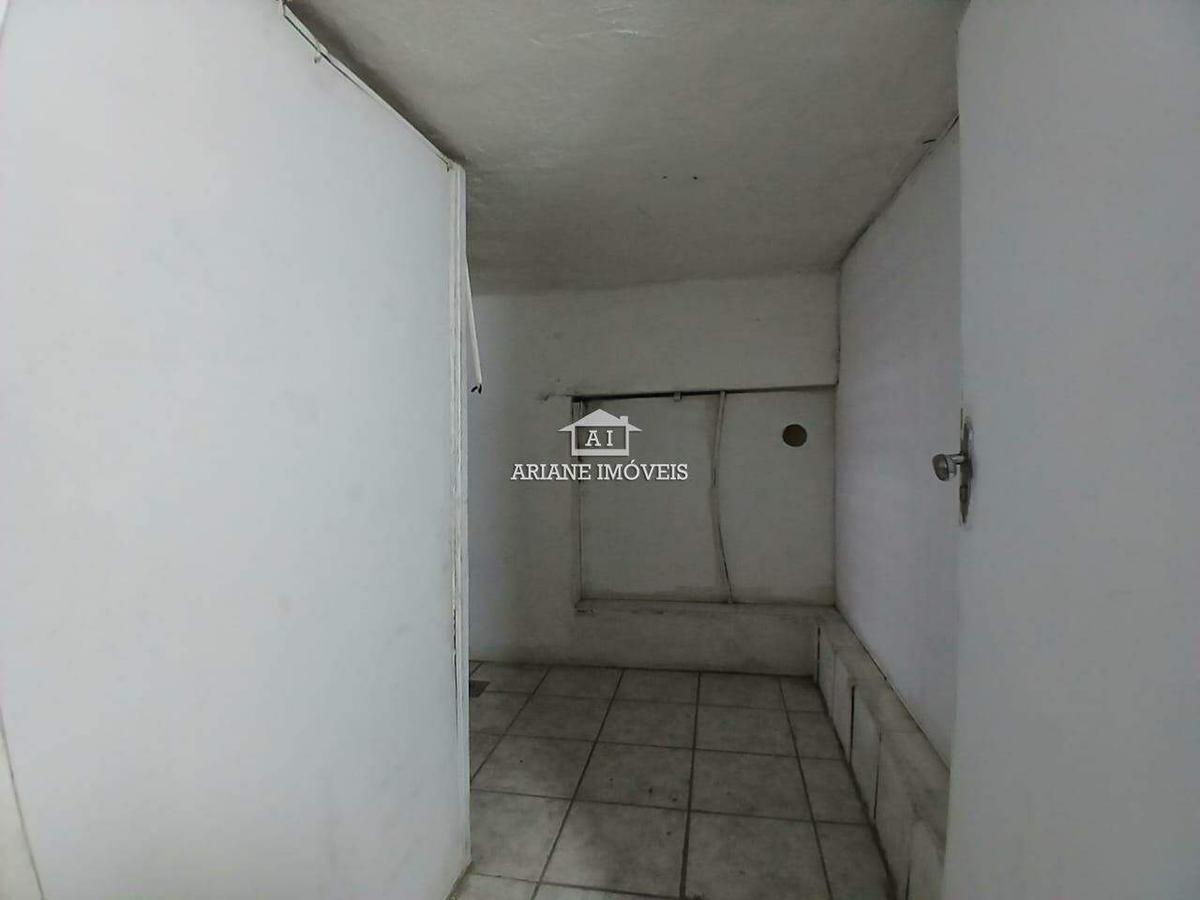 Andar, Centro, 0 Quarto, 0 Vaga