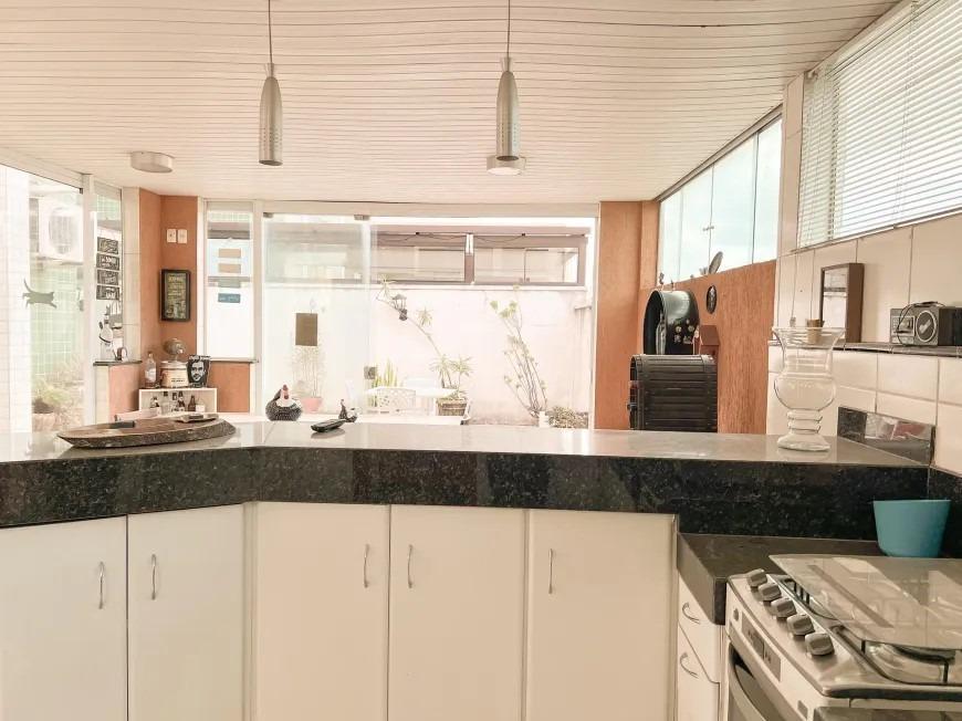 Apartamento, Estoril, 3 Quartos, 3 Vagas, 1 Suíte
