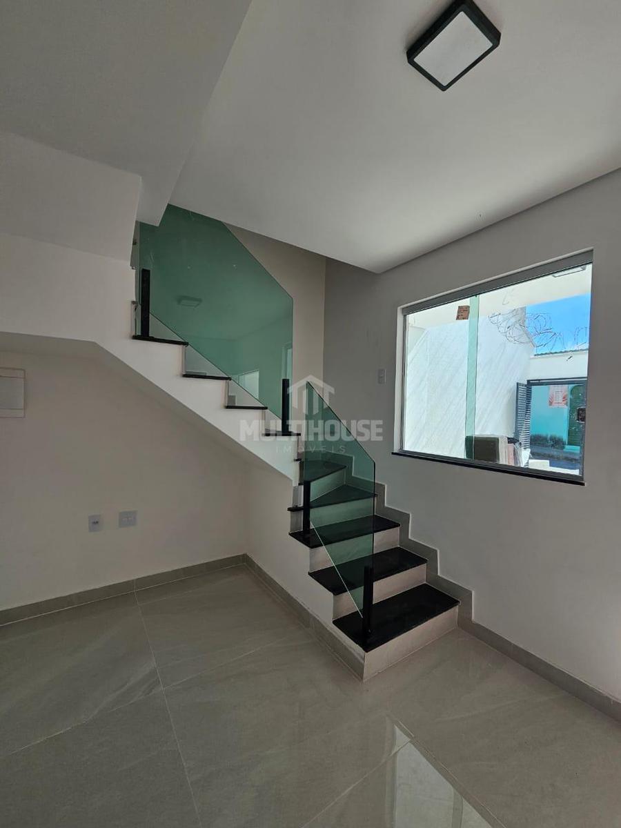 Casa, Jardim Leblon, 2 Quartos, 1 Vaga, 1 Suíte