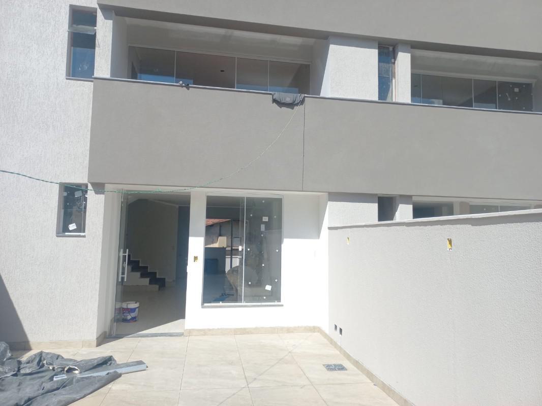 Casa, Planalto, 3 Quartos, 3 Vagas, 1 Suíte