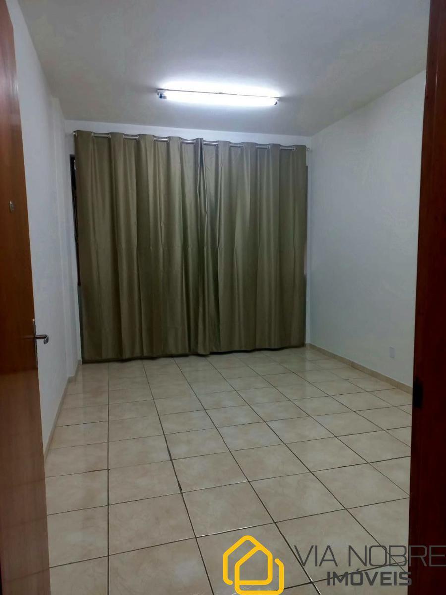 Sala, Centro