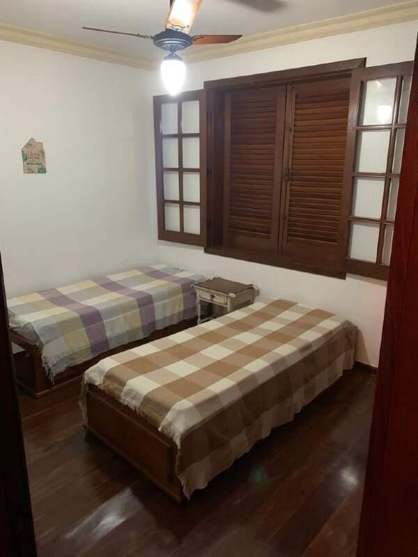 Casa, Retiro do Chalé, 6 Quartos, 15 Vagas, 1 Suíte
