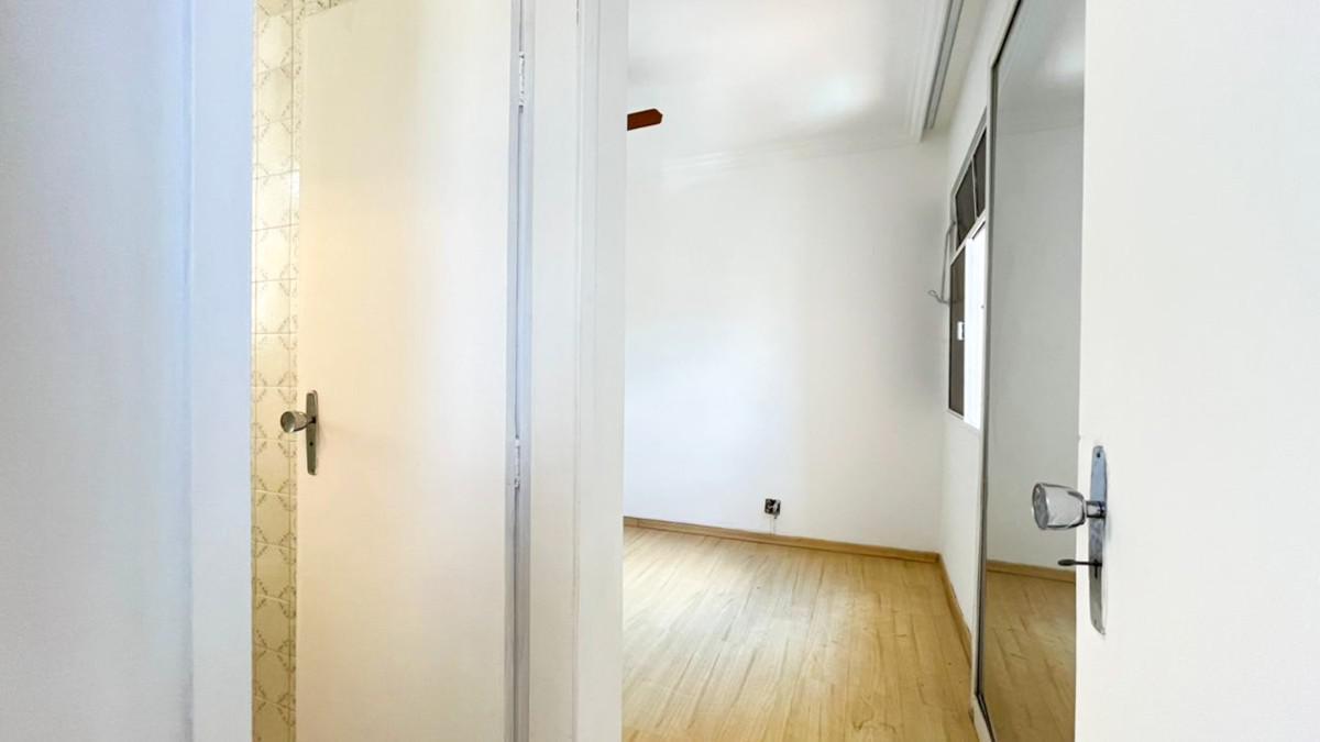 Apartamento, Floresta, 1 Quarto, 1 Vaga, 1 Suíte