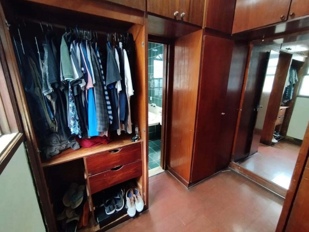 Casa, Castelo, 3 Quartos, 4 Vagas, 1 Suíte