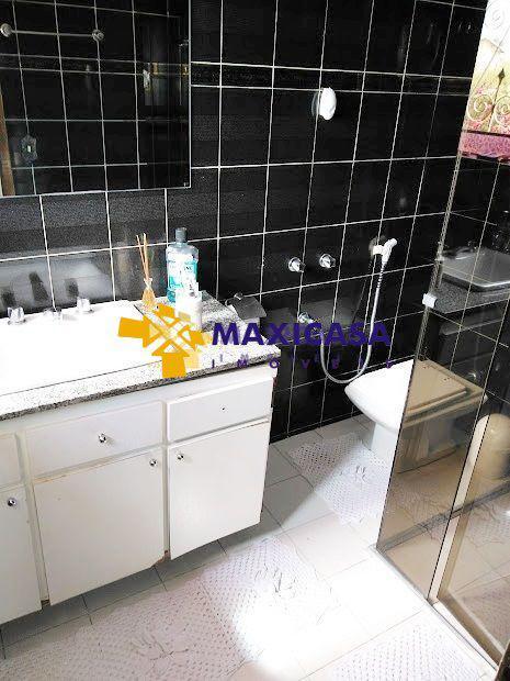 Casa, Cachoeirinha, 5 Quartos, 5 Vagas, 1 Suíte