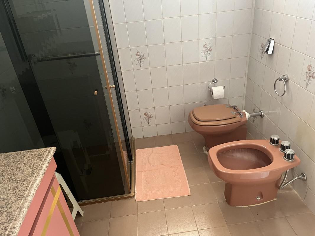 Casa, Várzea, 4 Quartos, 5 Vagas, 1 Suíte