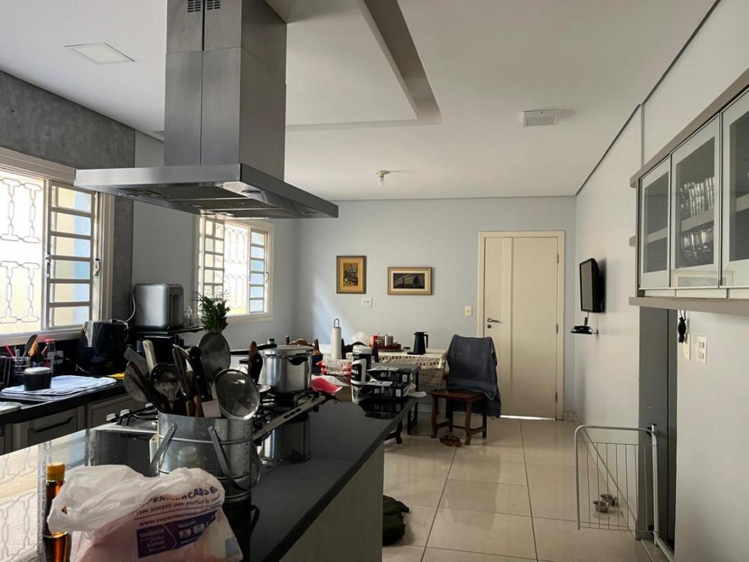 Casa, Santa Amélia, 4 Quartos, 3 Vagas, 2 Suítes