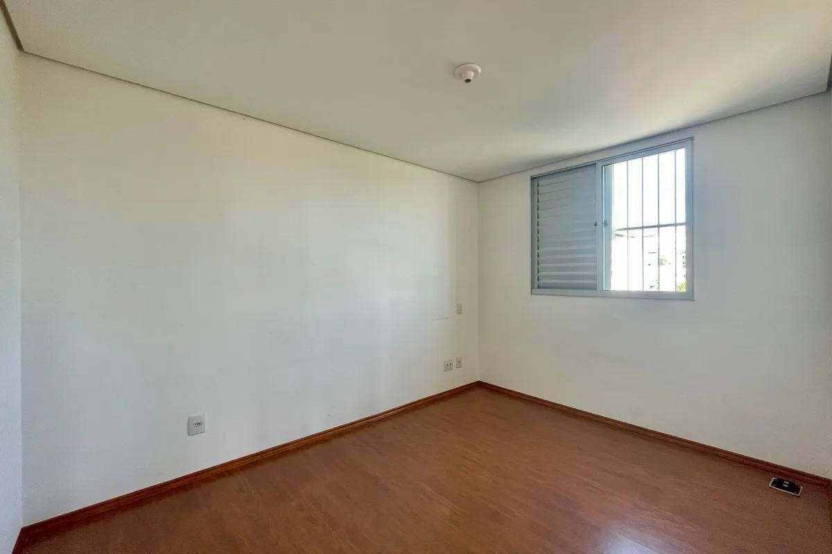 Cobertura, Concórdia, 2 Quartos, 2 Vagas, 1 Suíte