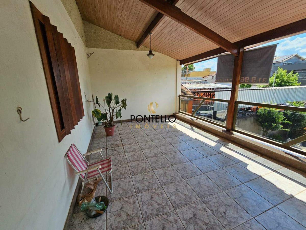 Casa, Boa Vista, 3 Quartos, 5 Vagas, 1 Suíte