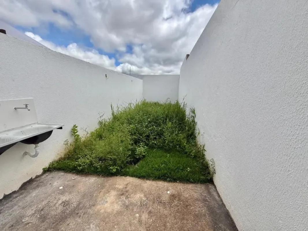 Casa, Jardim dos Comerciários, 2 Quartos, 2 Vagas