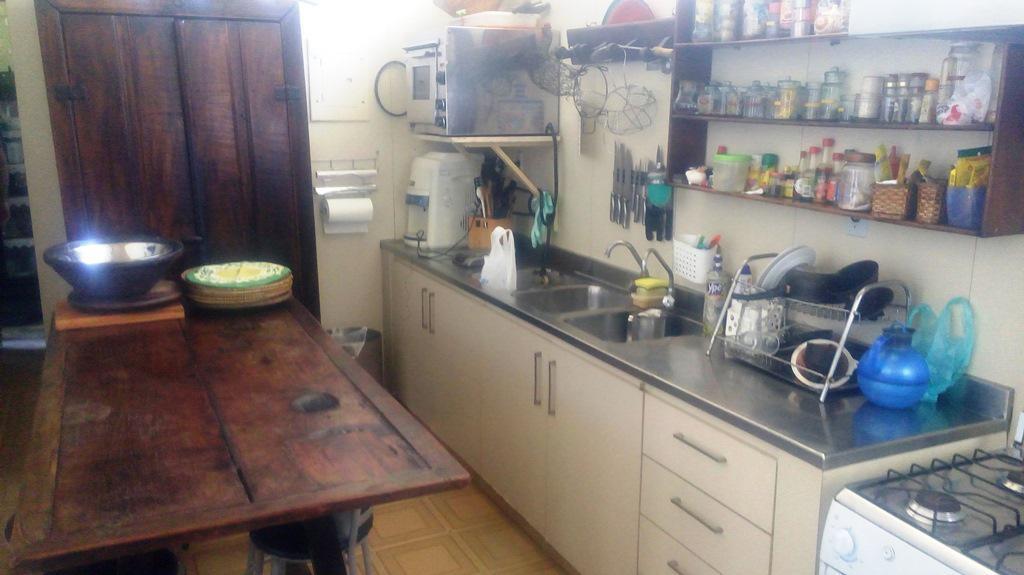 Casa Comercial, Gutierrez, 3 Quartos, 4 Vagas, 1 Suíte