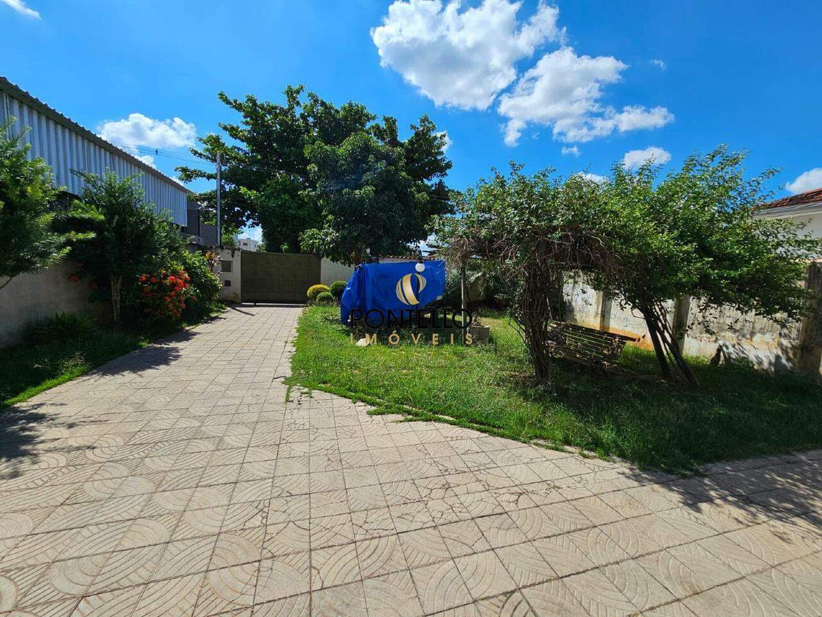Casa, Boa Vista, 3 Quartos, 5 Vagas, 1 Suíte