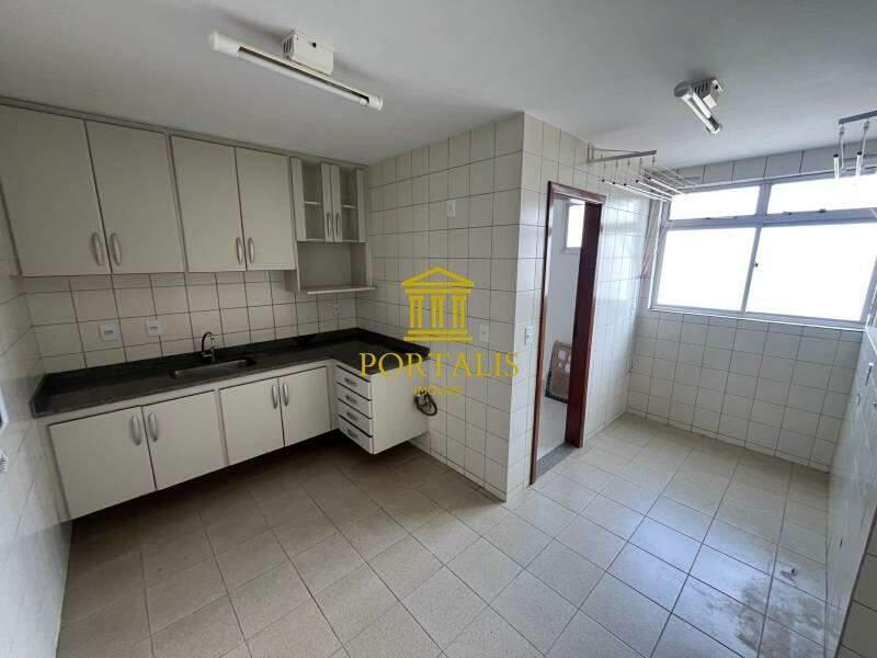 Apartamento, Funcionários, 3 Quartos, 2 Vagas, 1 Suíte
