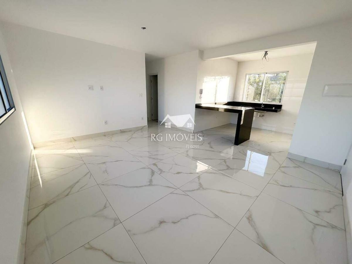 Apartamento, Barreiro, 3 Quartos, 2 Vagas, 1 Suíte