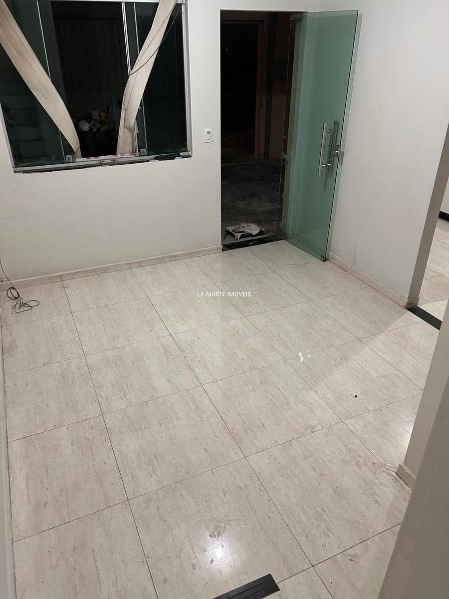 Casa, Palmeiras, 2 Quartos, 2 Vagas, 1 Suíte