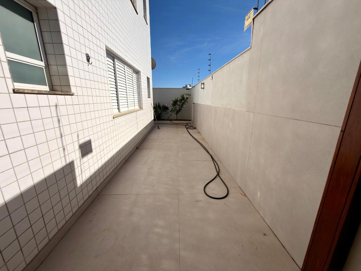 Apartamento, Itapoã, 3 Quartos, 2 Vagas, 2 Suítes