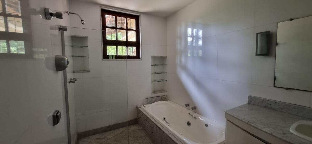 Casa, Jardim Atlântico, 3 Quartos, 8 Vagas, 1 Suíte