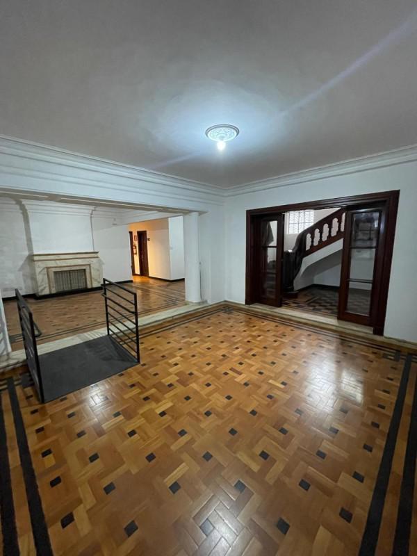 Casa, Lourdes, 5 Quartos, 0 Vaga, 1 Suíte