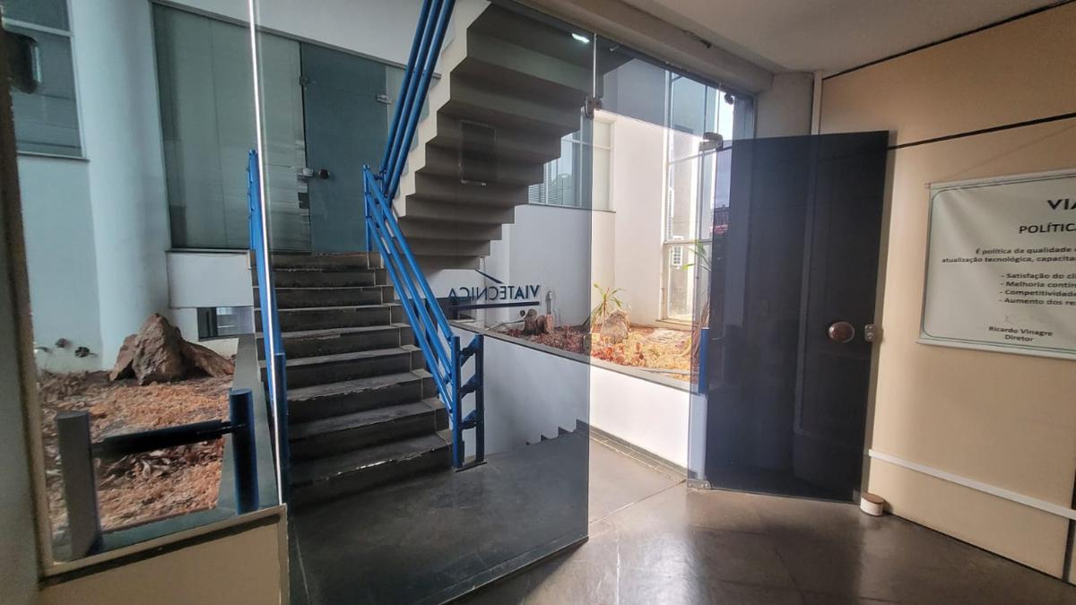 Prédio, São Francisco, 0 Quarto, 0 Vaga