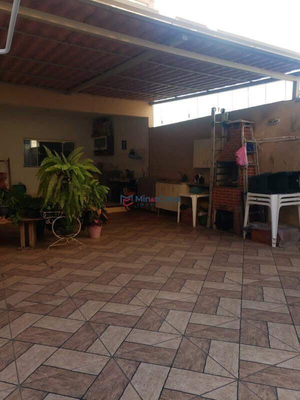 Casa, Primavera, 3 Quartos, 1 Vaga, 1 Suíte