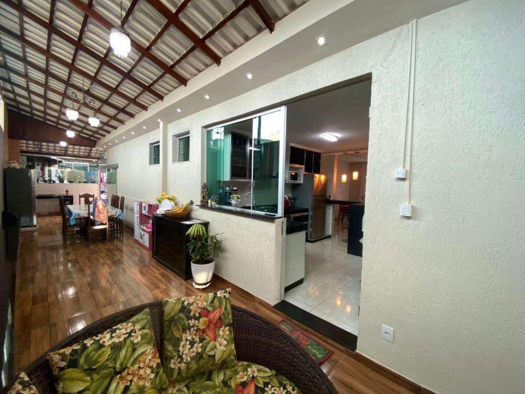 Casa, Tirol, 3 Quartos, 3 Vagas, 1 Suíte