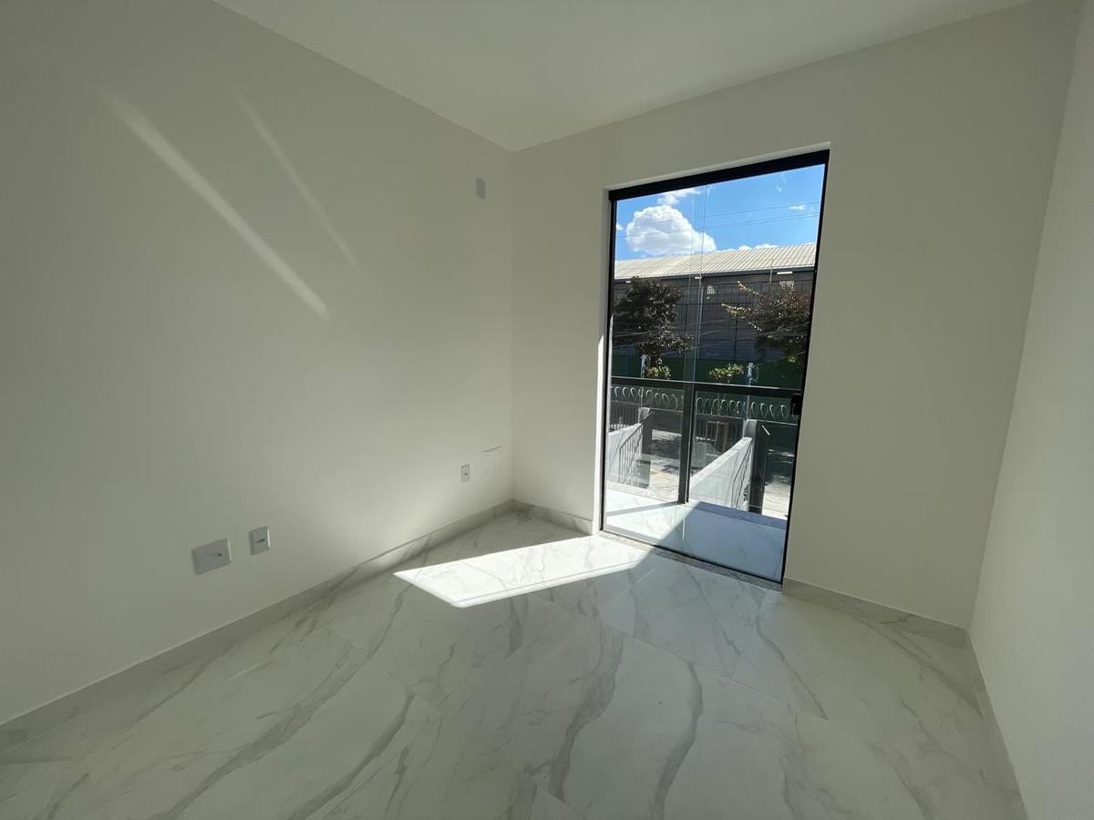 Casa, São João Batista (venda Nova), 2 Quartos, 1 Vaga, 2 Suítes