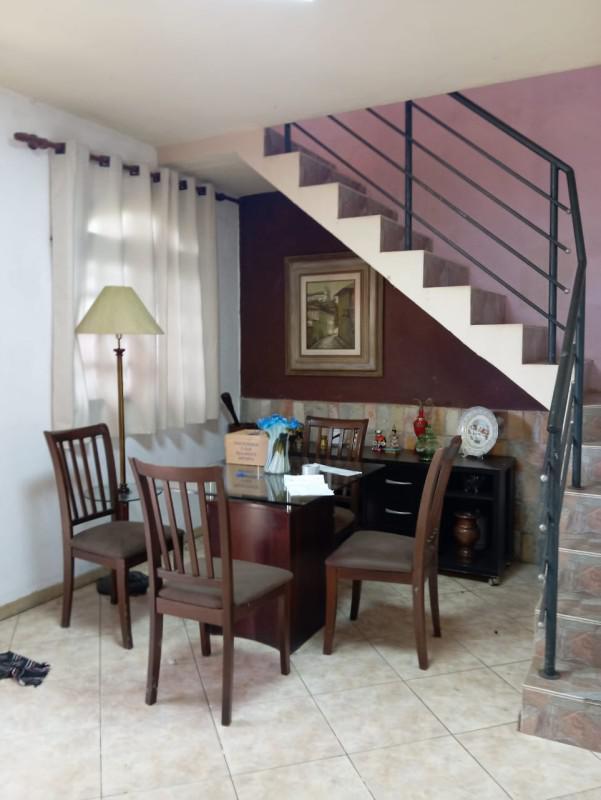 Casa, Horto, 5 Quartos, 2 Vagas, 1 Suíte