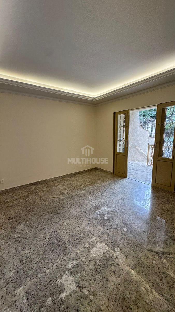 Casa, São Luiz (pampulha), 4 Quartos, 3 Vagas, 1 Suíte