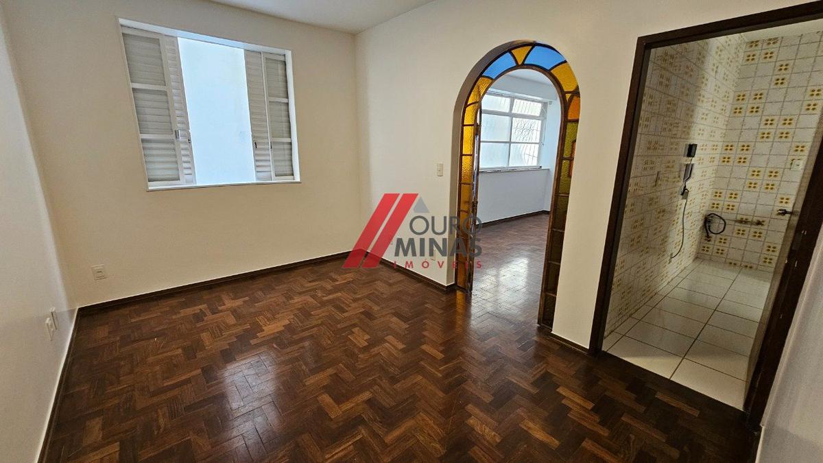 Apartamento, Funcionários, 4 Quartos, 2 Vagas, 1 Suíte